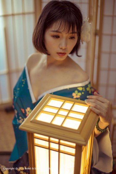 丰富漂亮的岳拇
